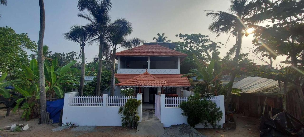 Happy Seas Beach Villa Alappuzha Buitenkant foto
